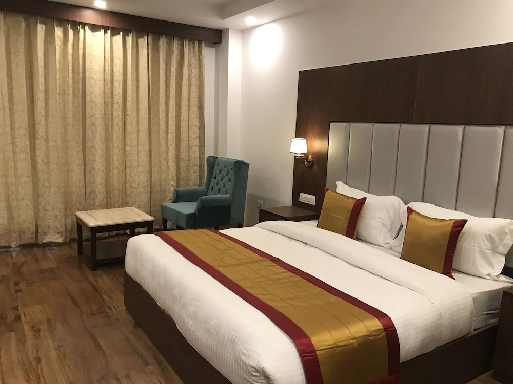 The Laurent & Banon Resorts