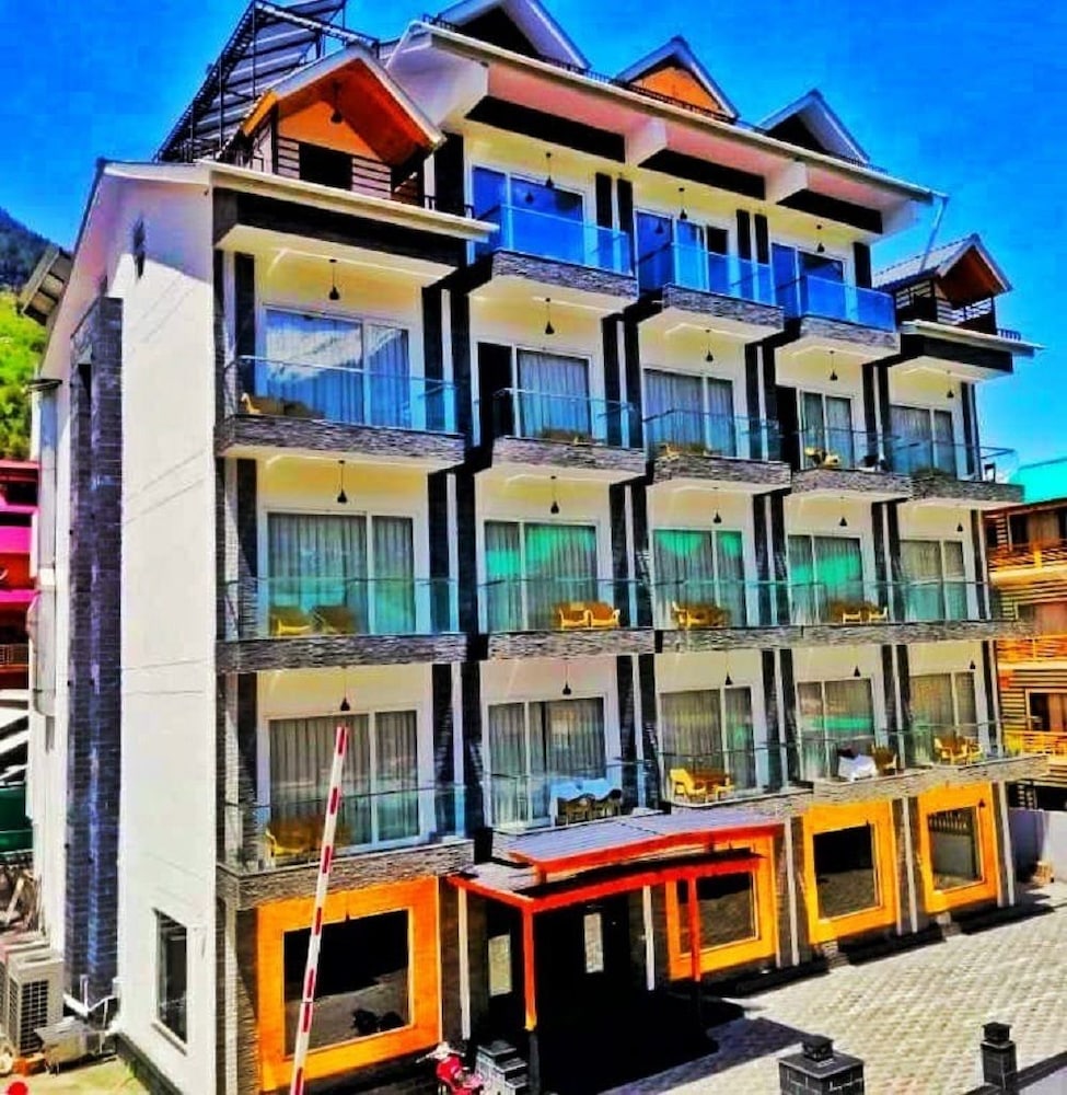 The Laurent & Banon Resorts
