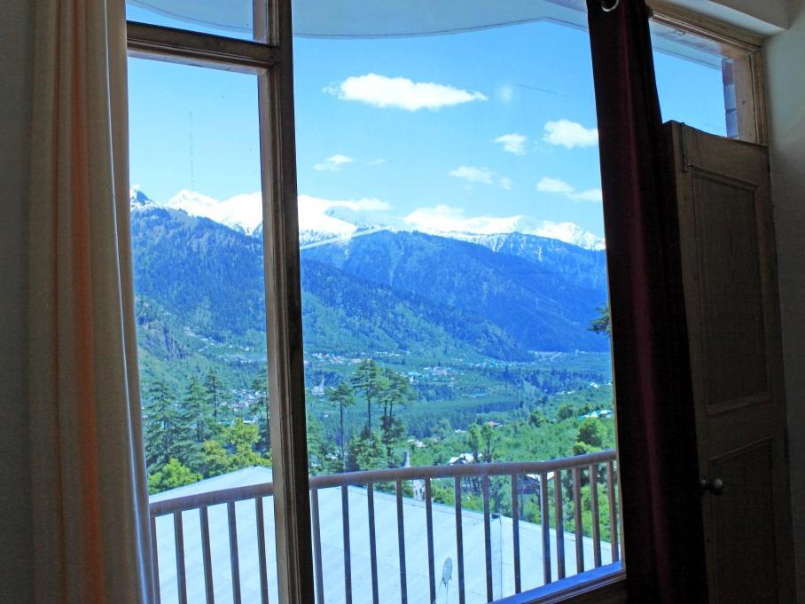 Utopia Resorts