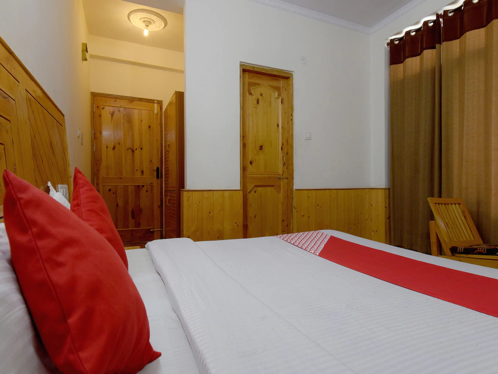 Yogesh Cottage Manali by OYO Rooms