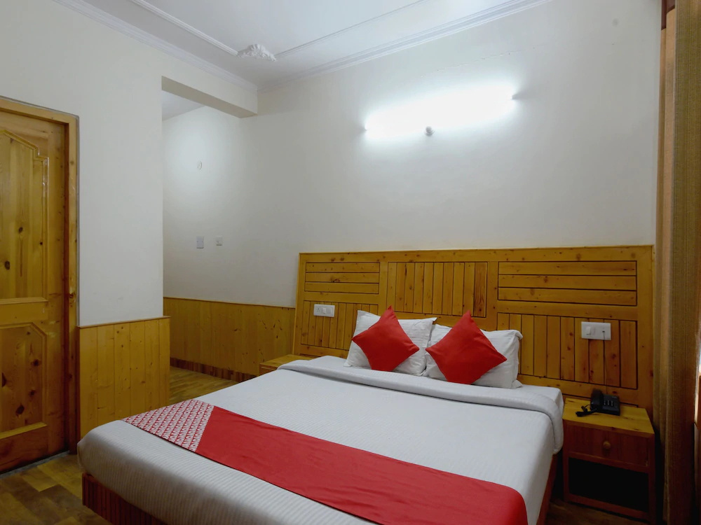Yogesh Cottage Manali by OYO Rooms
