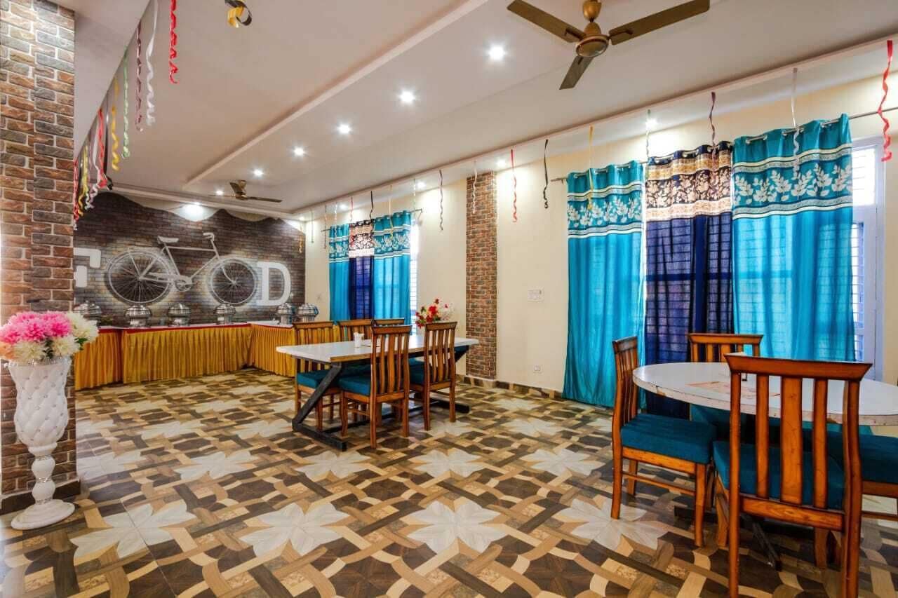 Hotel Roop