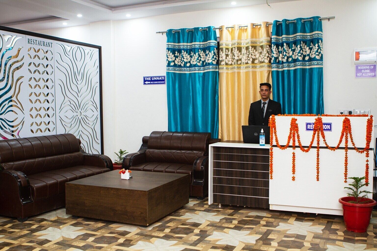 Hotel Roop