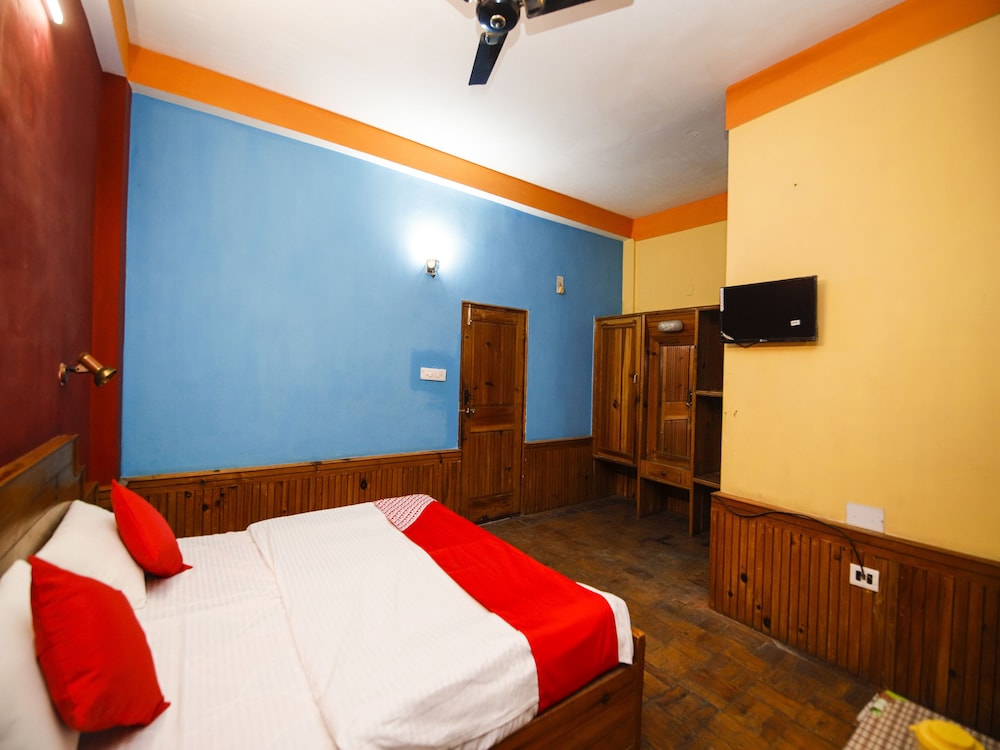 Mid Way Resort by OYO Rooms