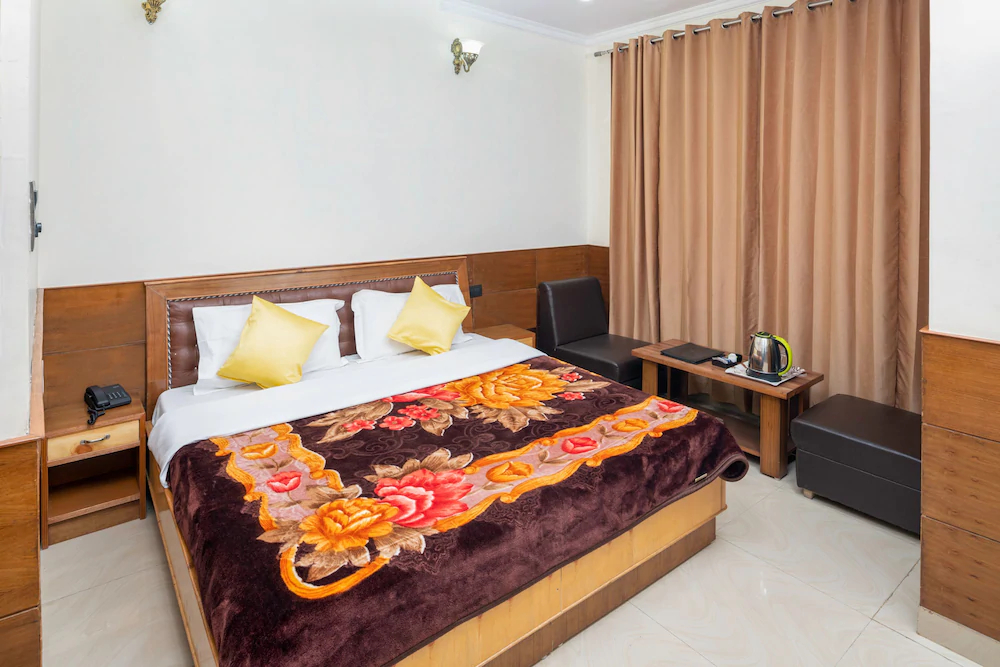 The Posh Hotel