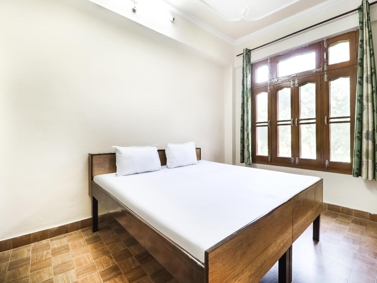 Chauhan Home Stay by OYO Rooms