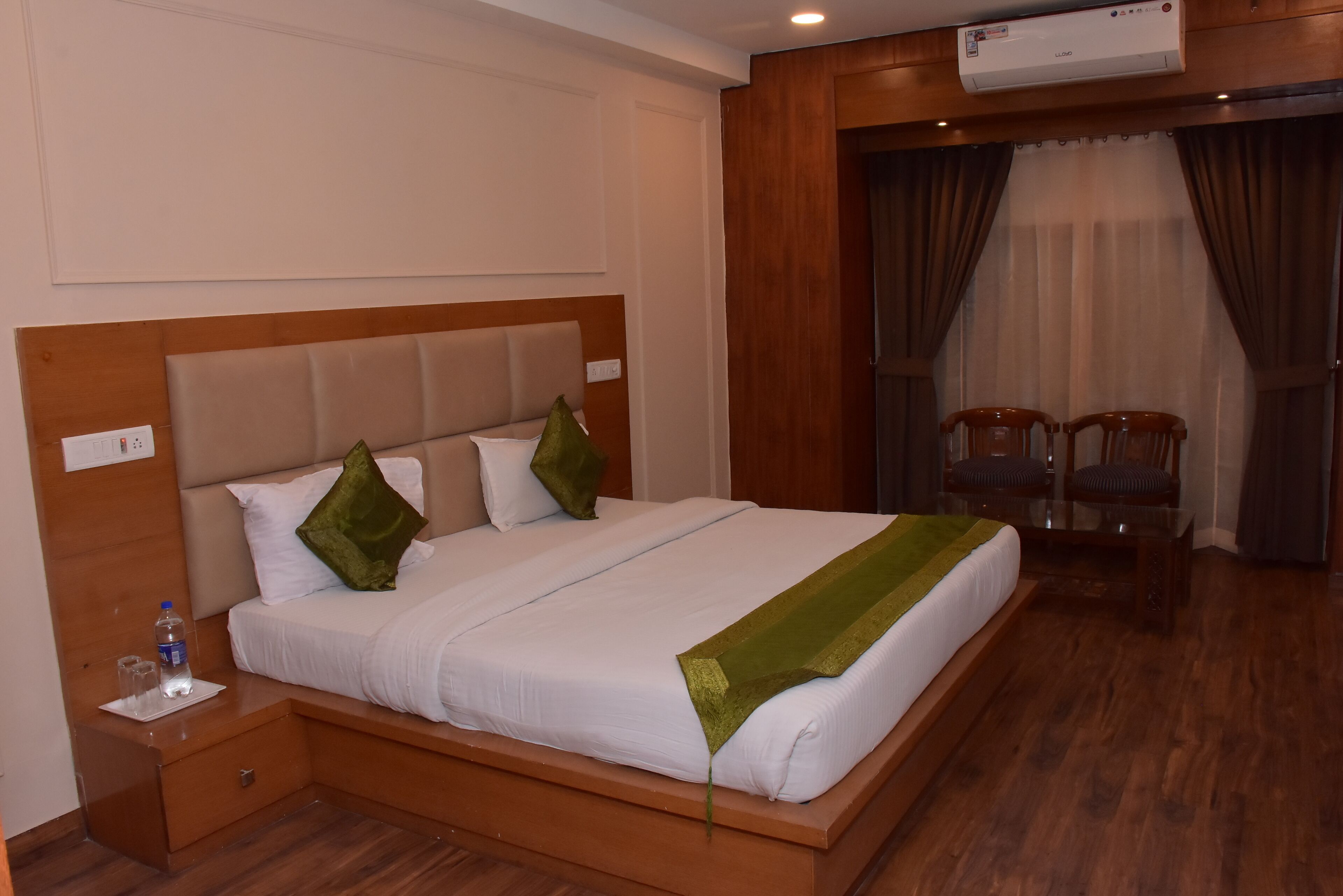Clarks Inn Express