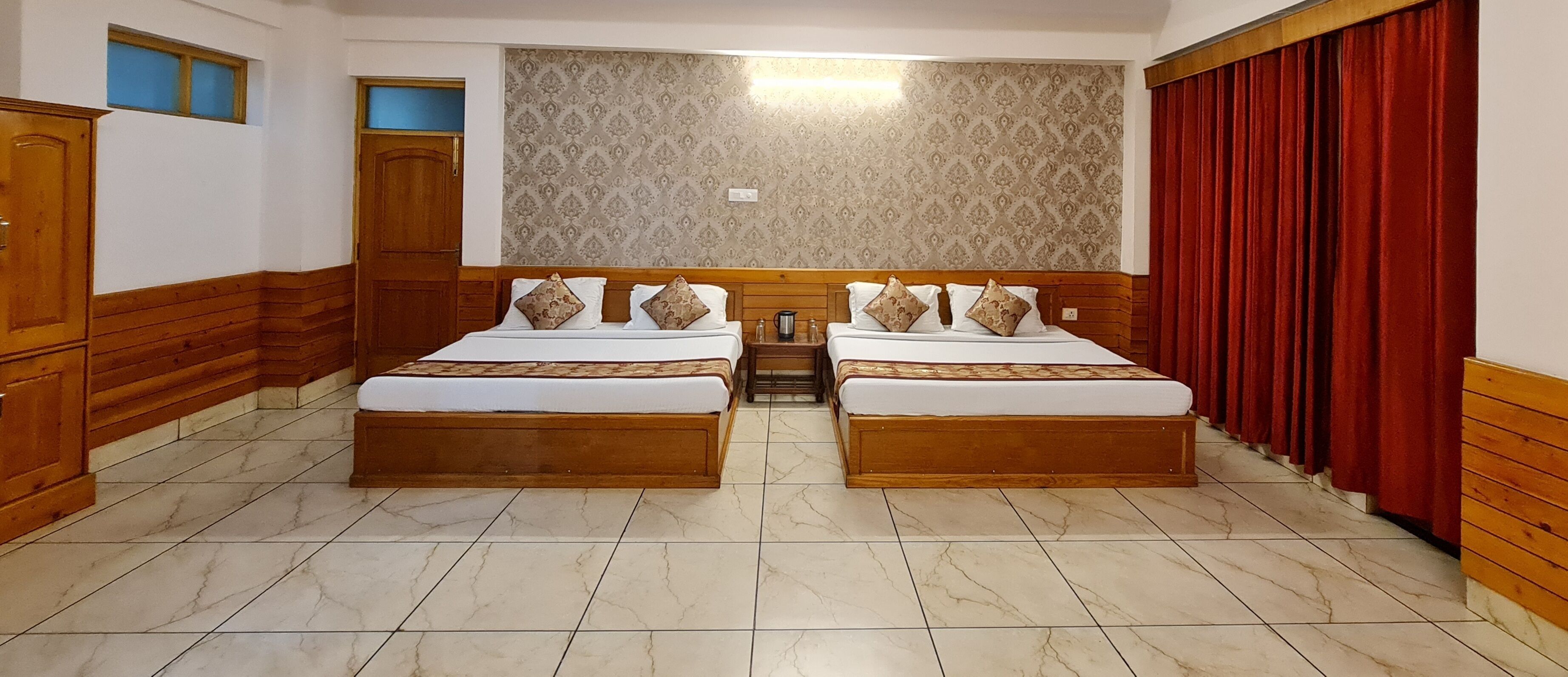 Hotel Chand Himalayan Brothers