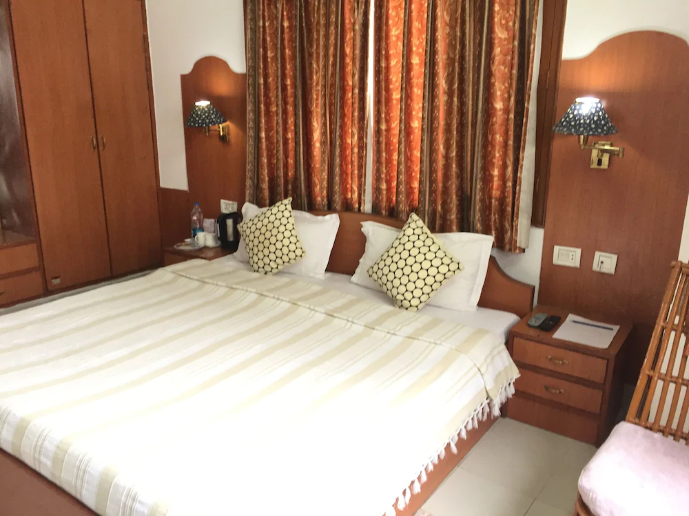 Sai Gardens Holiday Resort & Country Club