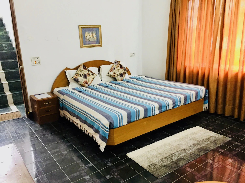 Sai Gardens Holiday Resort & Country Club