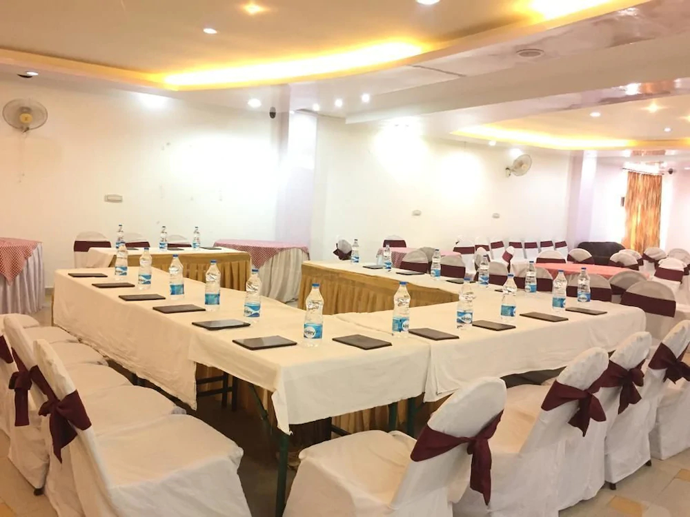 Sai Gardens Holiday Resort & Country Club