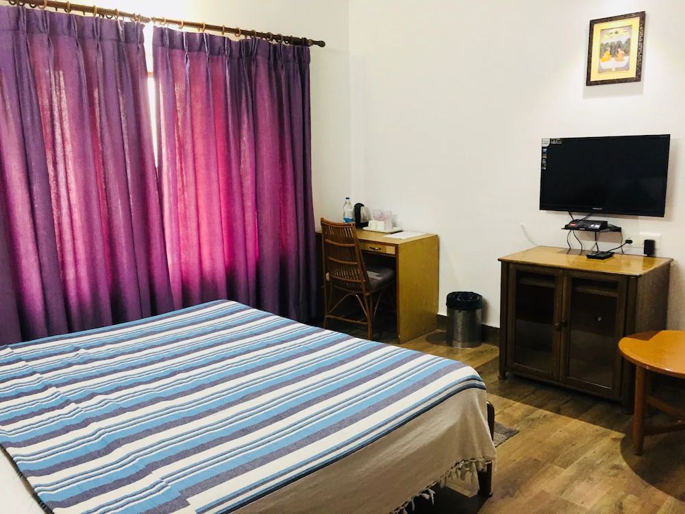 Sai Gardens Holiday Resort & Country Club