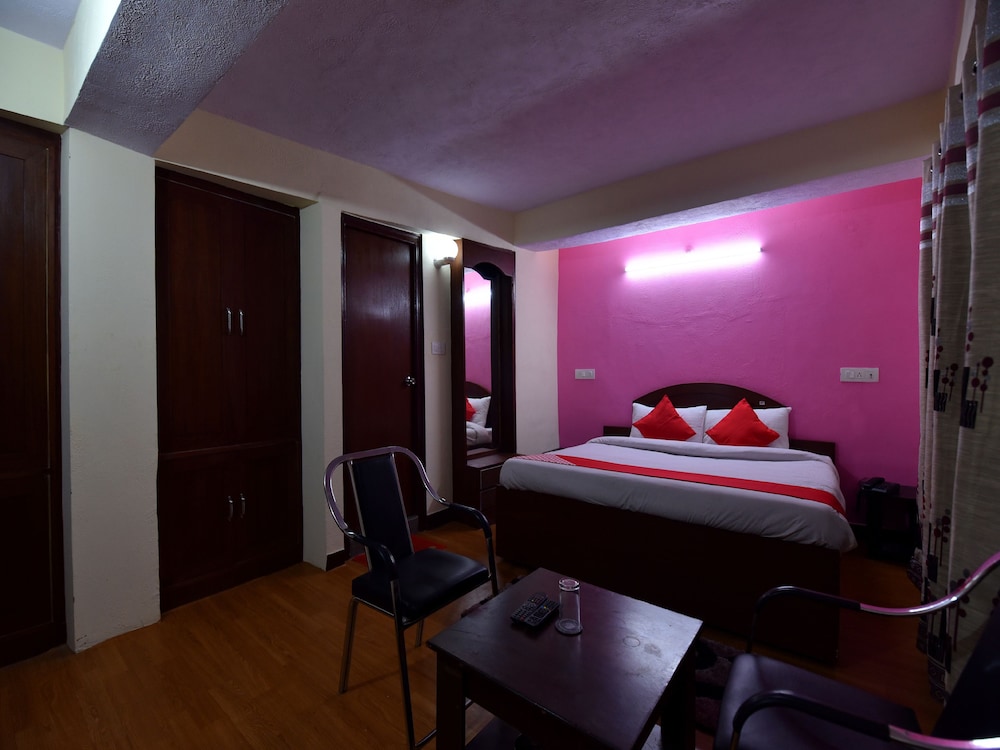 Gautam Regency By OYO Rooms