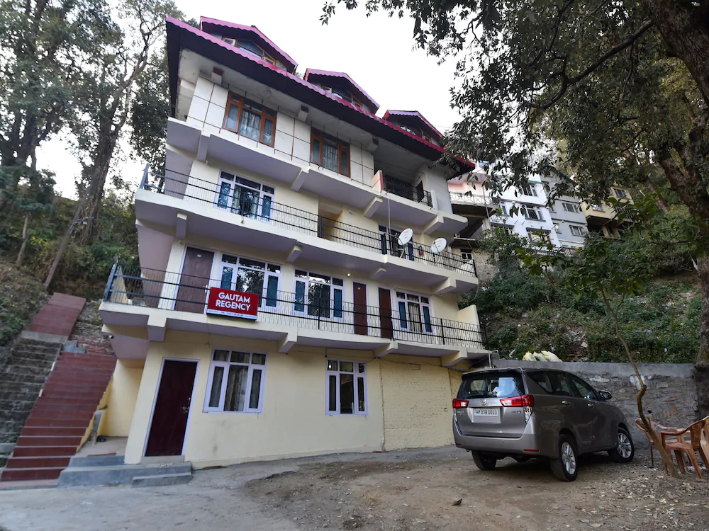 Gautam Regency By OYO Rooms
