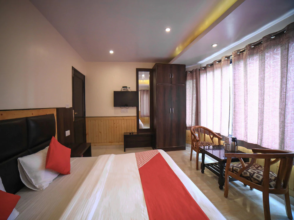 Hotel Avantika By OYO Rooms