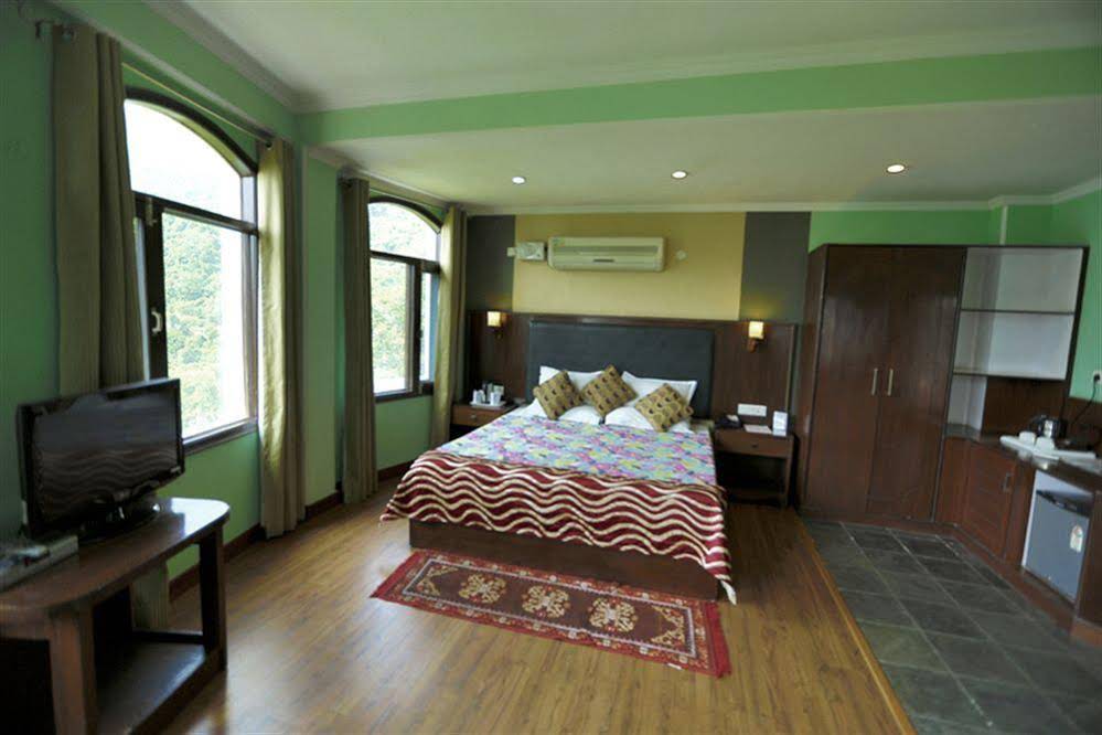 Sandhya Hot Spring Health Care