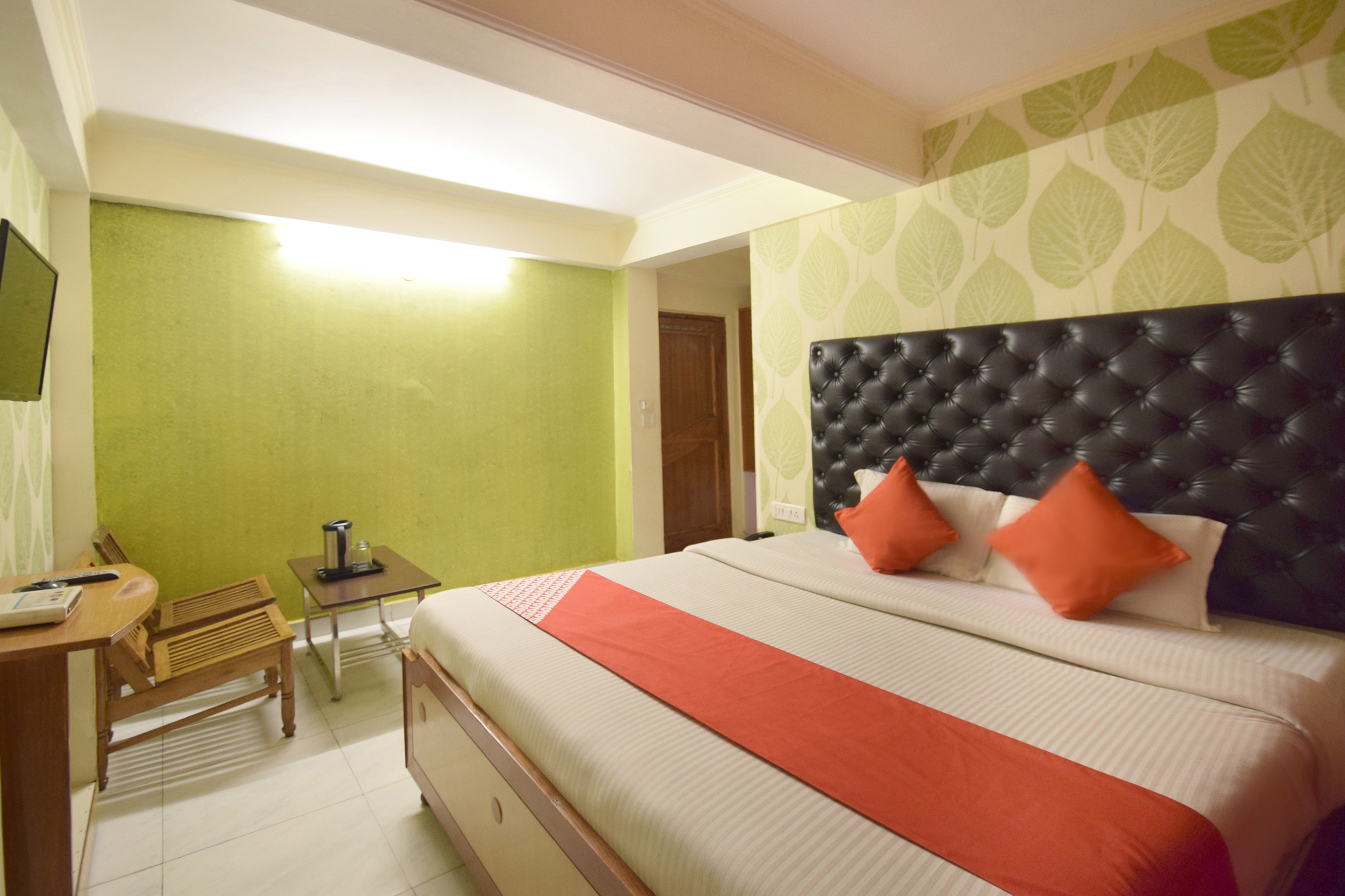 Hotel Majestic Grand By OYO Rooms