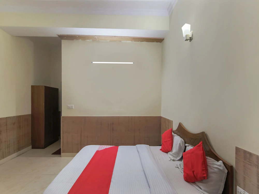 Ivy Resort By OYO Rooms