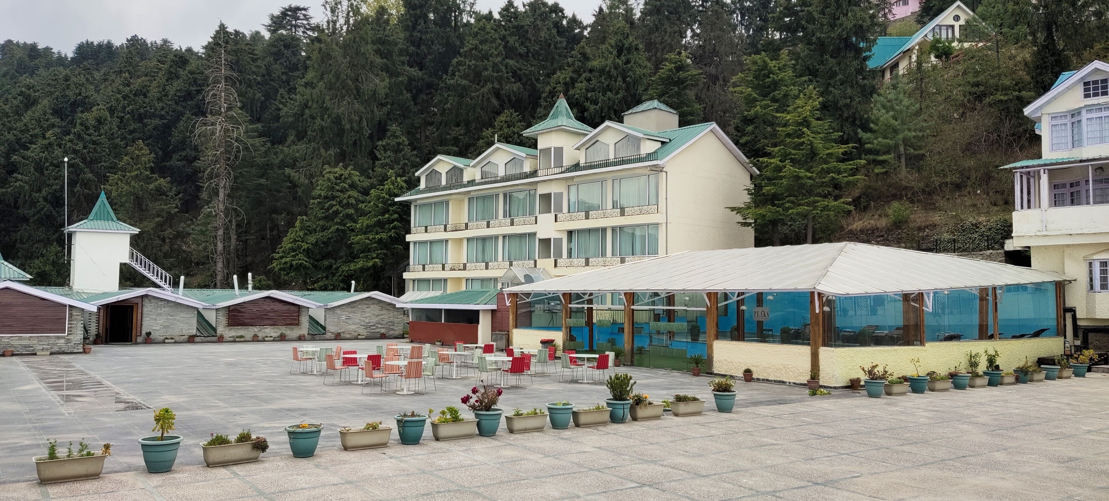 Royal Tulip Shimla - Kufri Hills