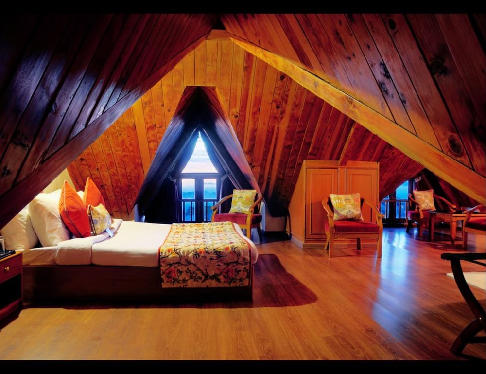 Summit Le Royale