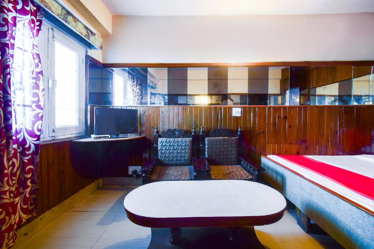 Unique by OYO Rooms