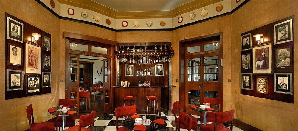 Woodville Palace Hotel