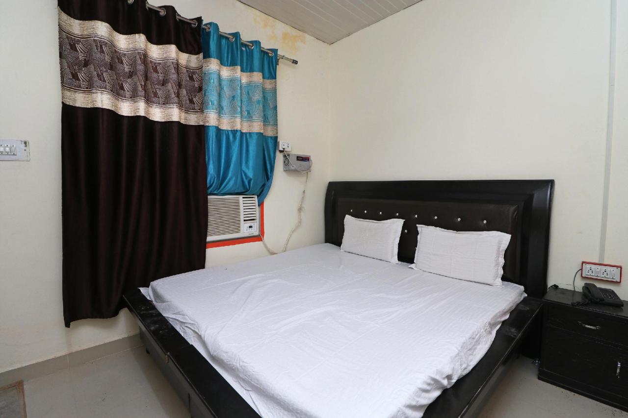 Apna Niwas by OYO Rooms