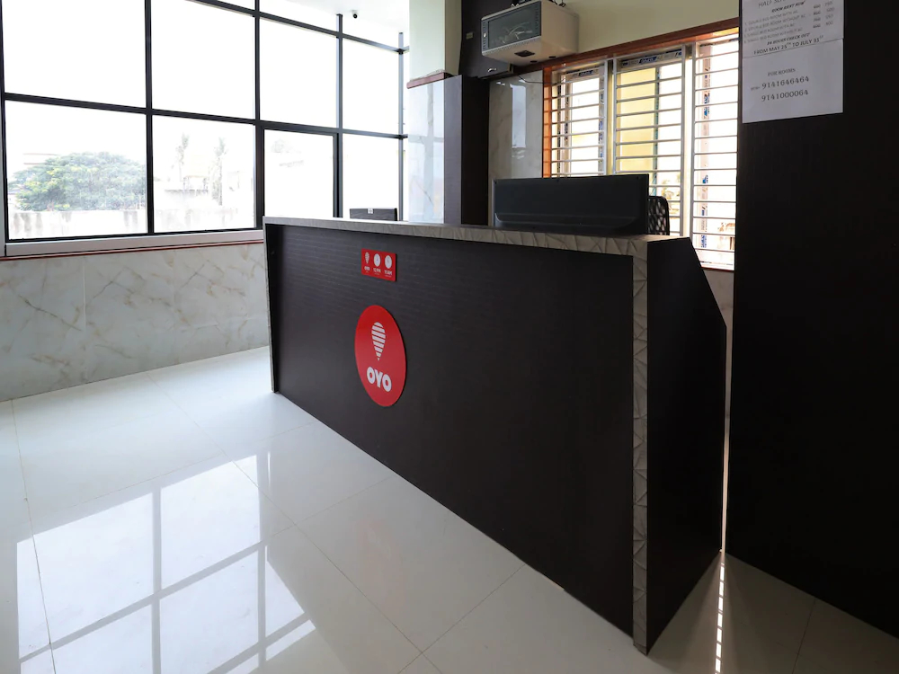 Guru Comforts By OYO Rooms