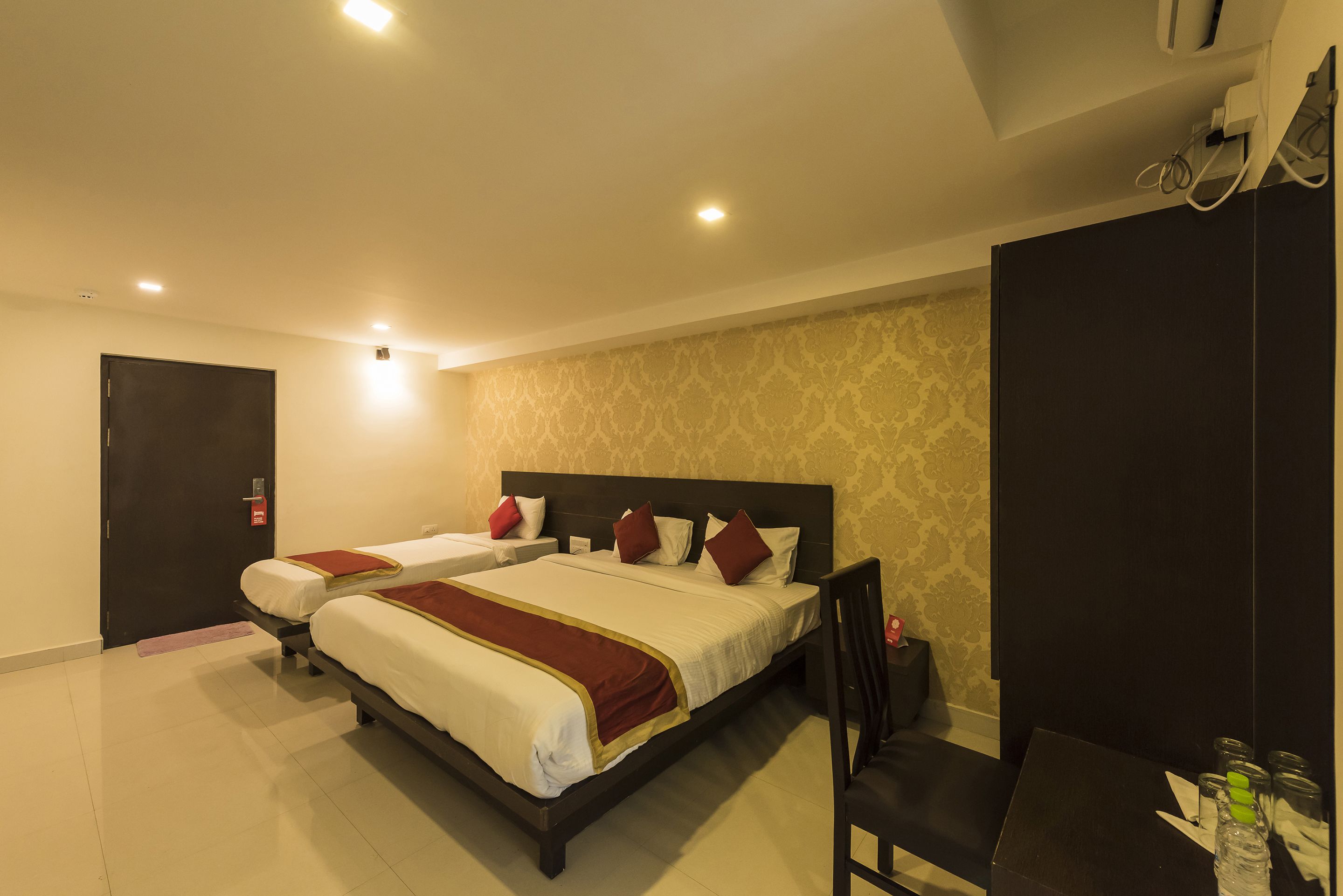 Silver Suites by OYO