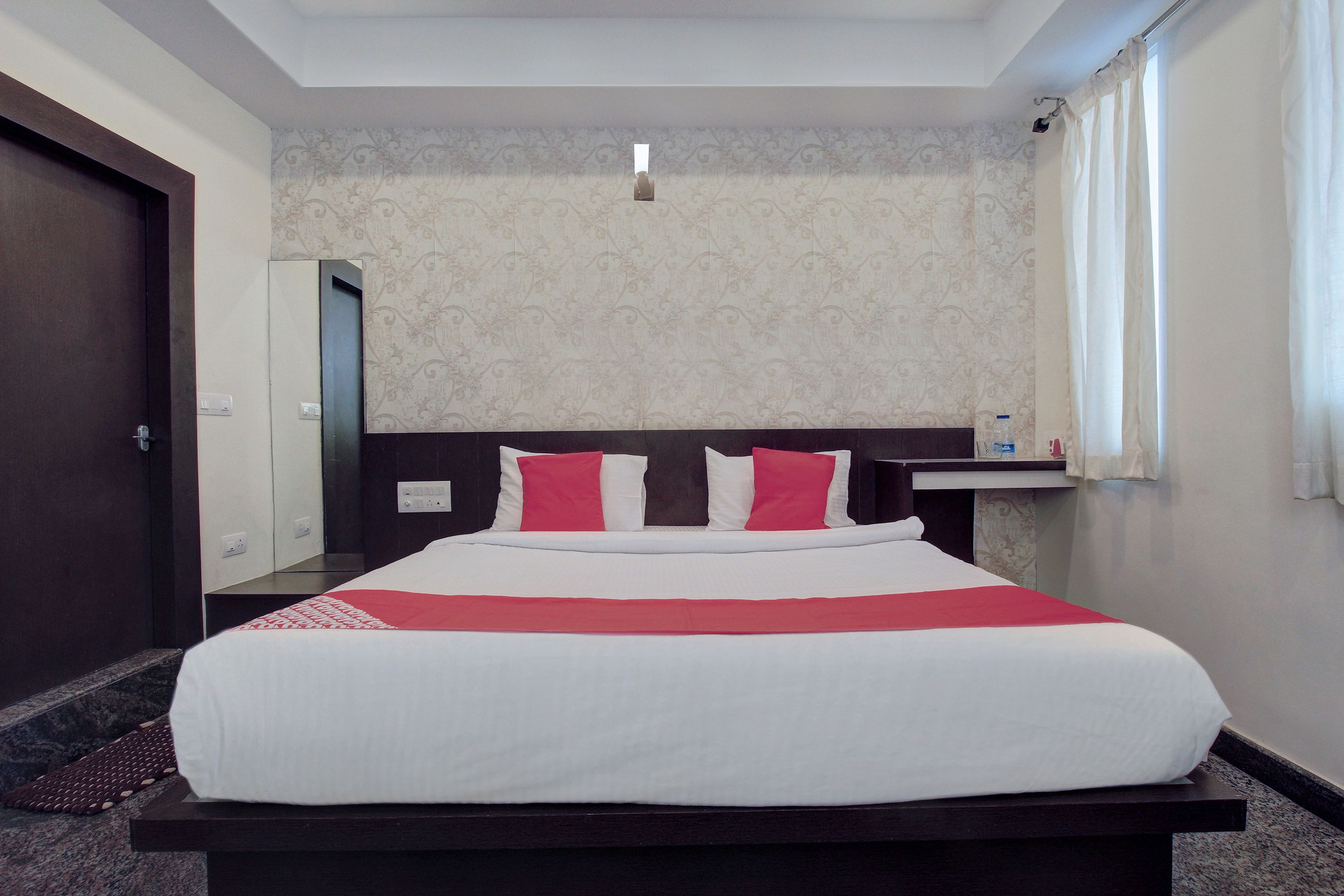 Silver Suites by OYO