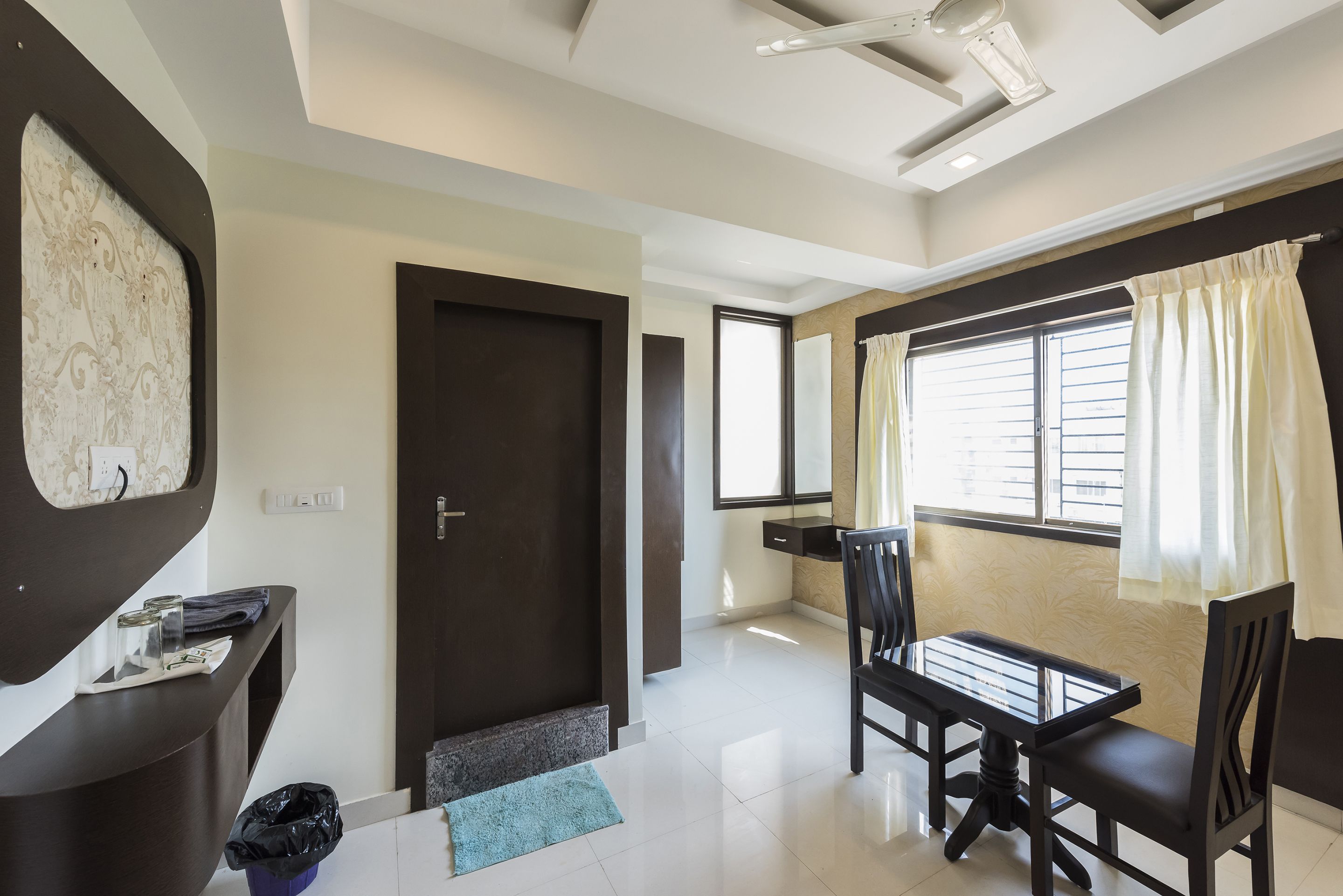 Silver Suites by OYO