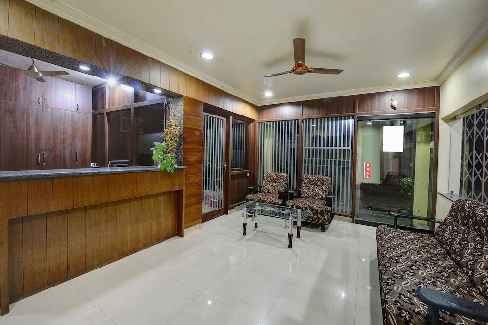 Vishnu Residency By OYO Rooms