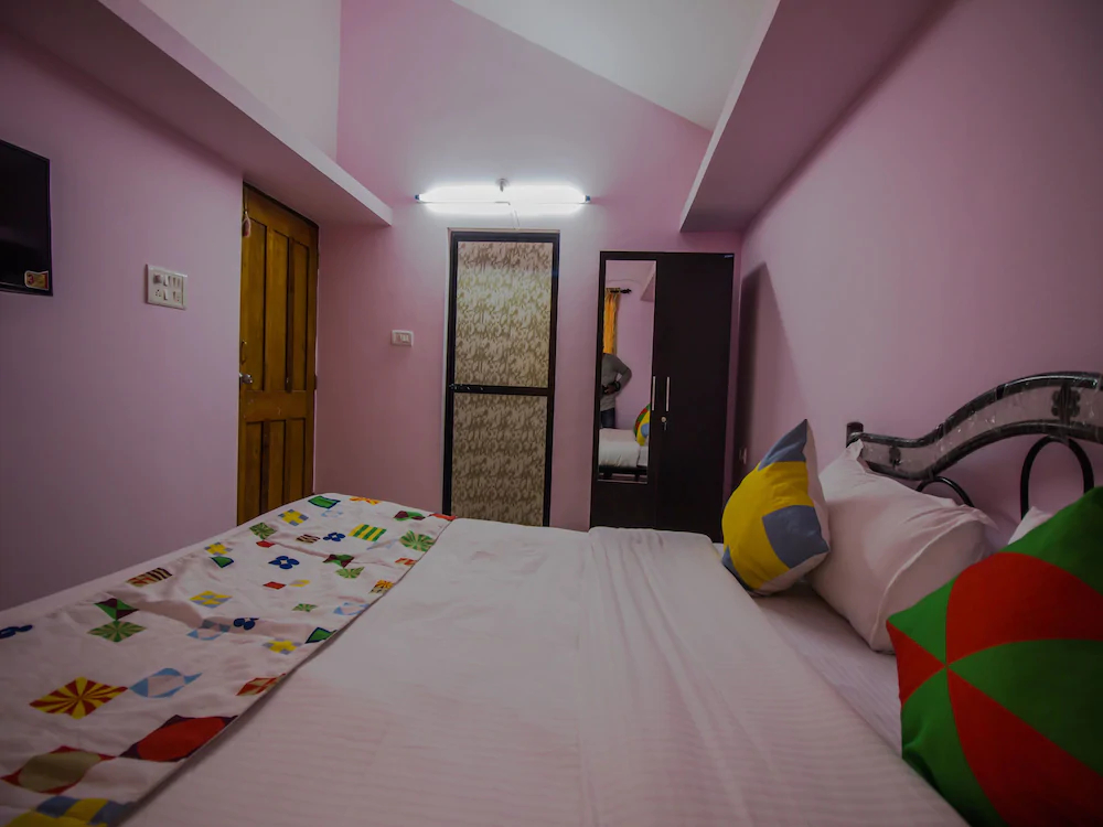 OYO Home 13914 Graceful Studio