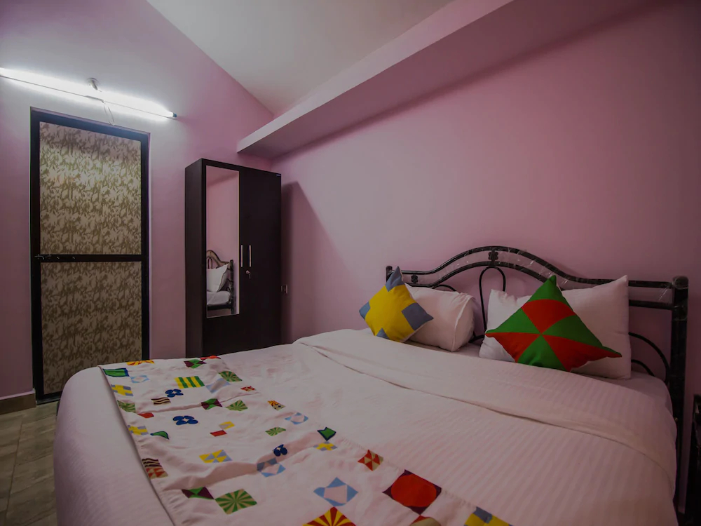 OYO Home 13914 Graceful Studio