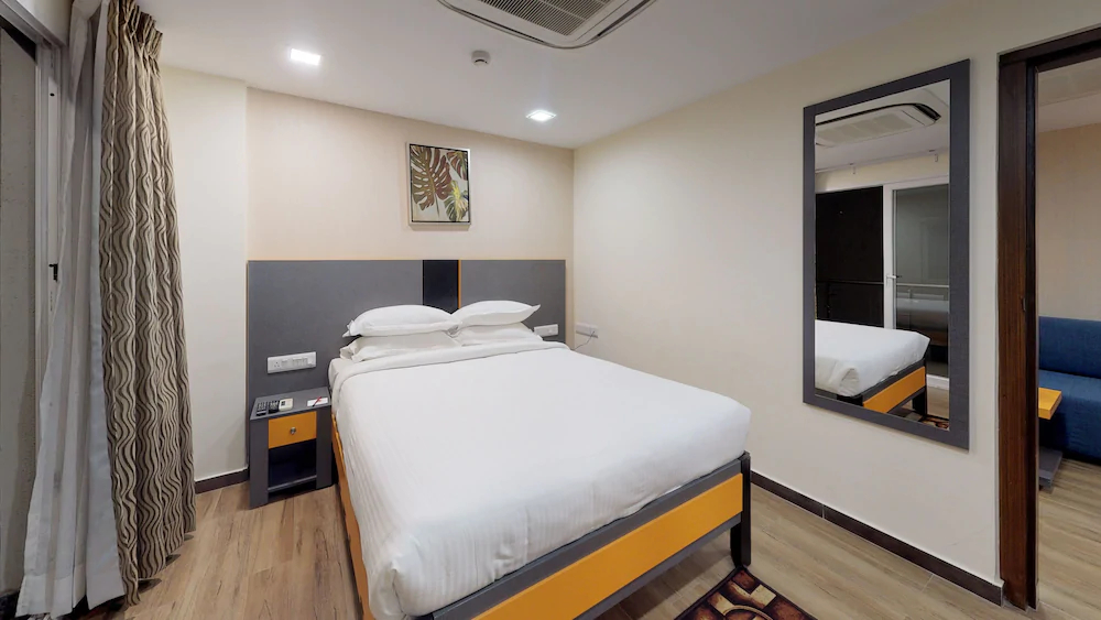37th Crescent Boutique Suites by OYO