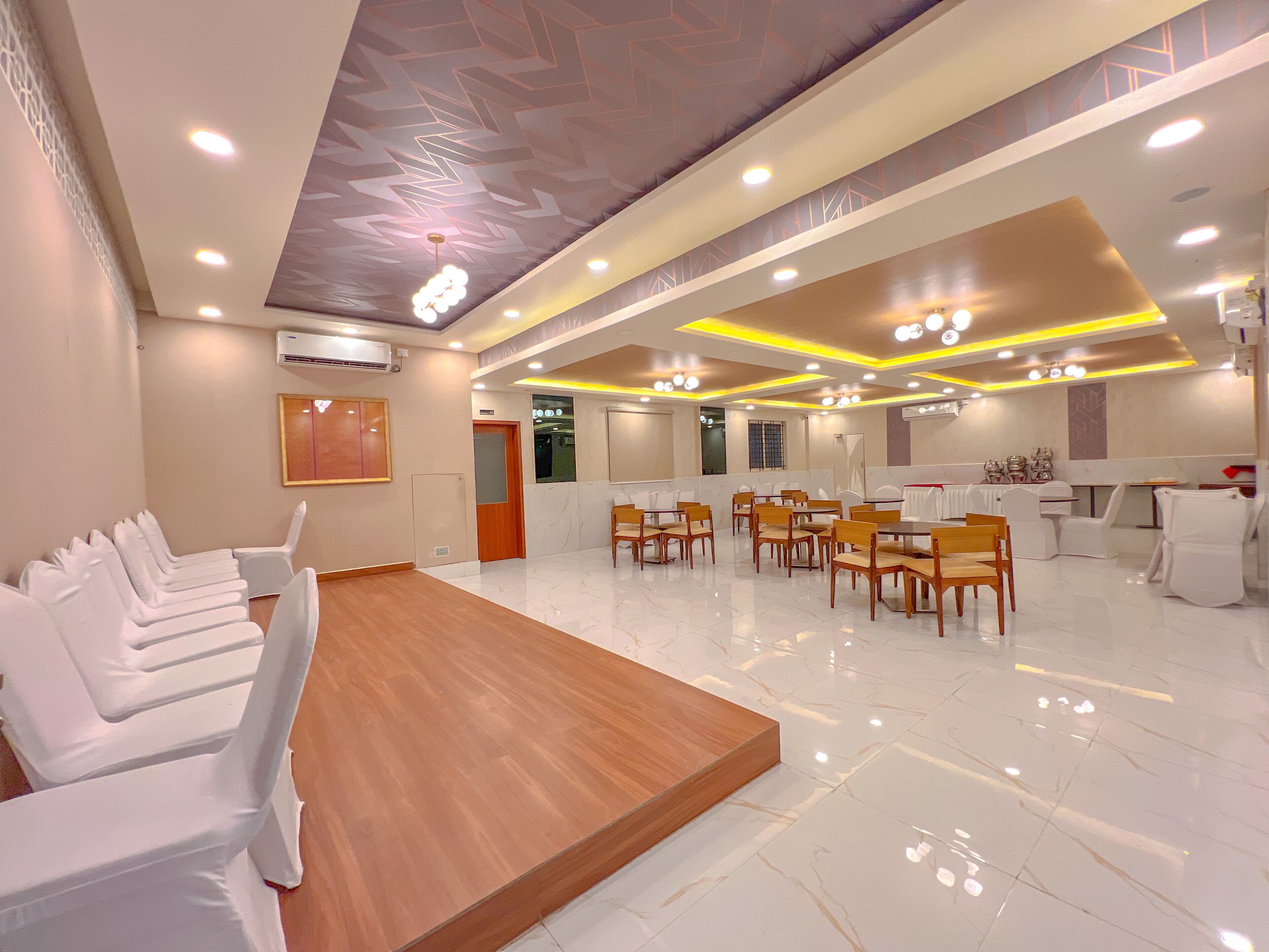 Aero Hotel