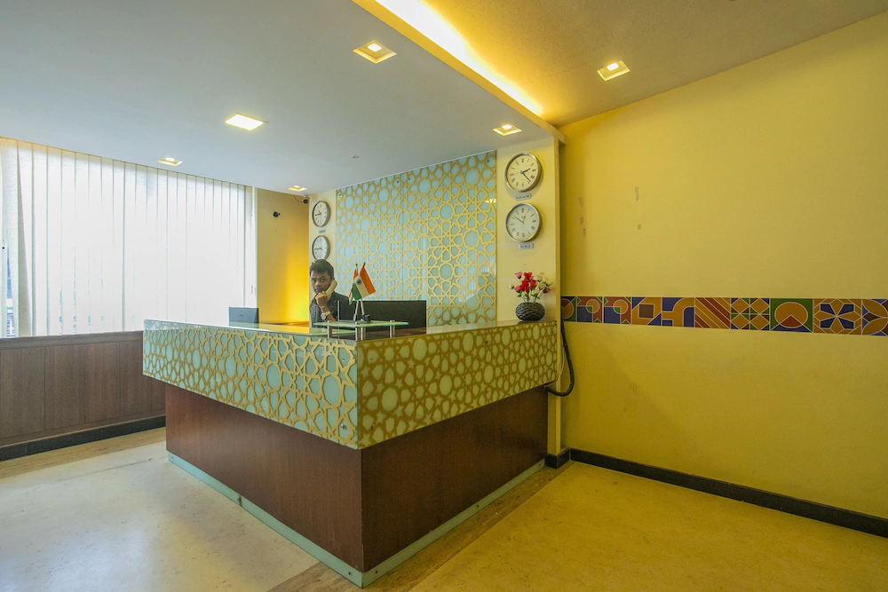 Agi Dynasty Suites By OYO Rooms