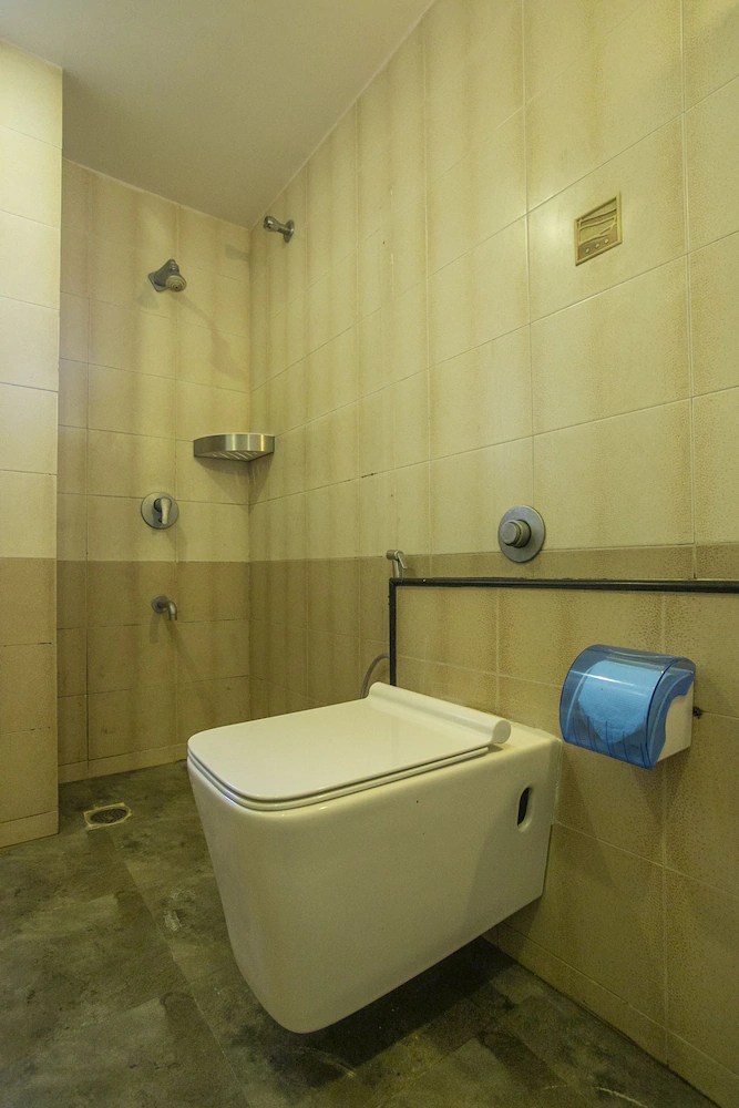 Agi Dynasty Suites By OYO Rooms