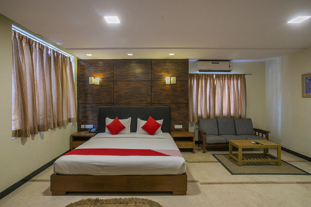 Agi Dynasty Suites By OYO Rooms