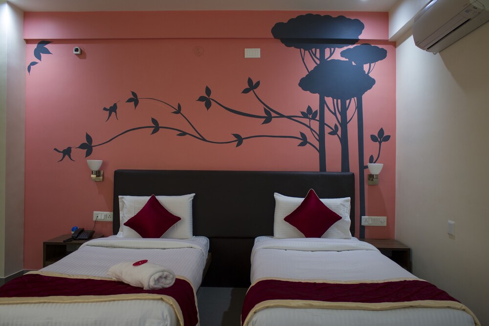 Aira Apartments by OYO Rooms