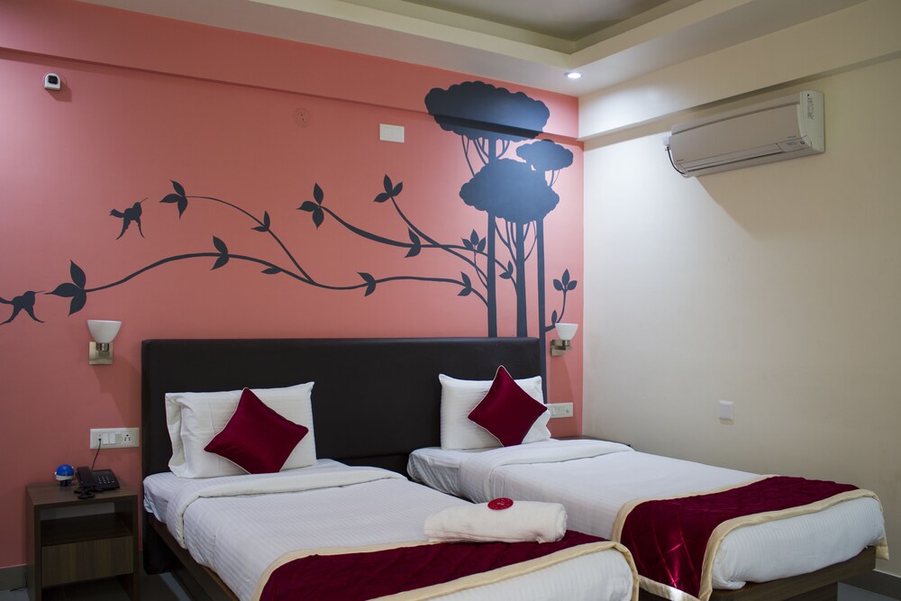 Aira Apartments by OYO Rooms