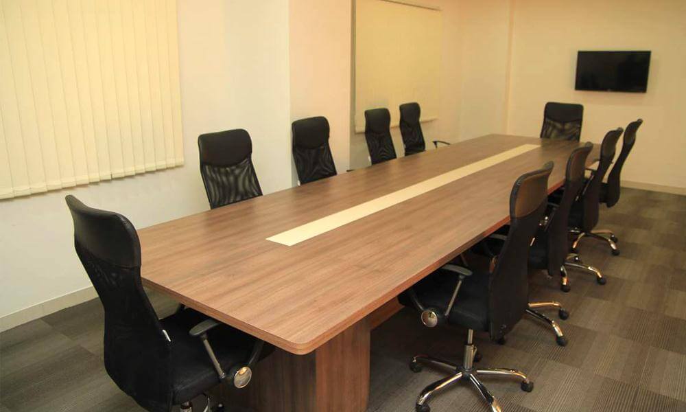 Akshaya Aura