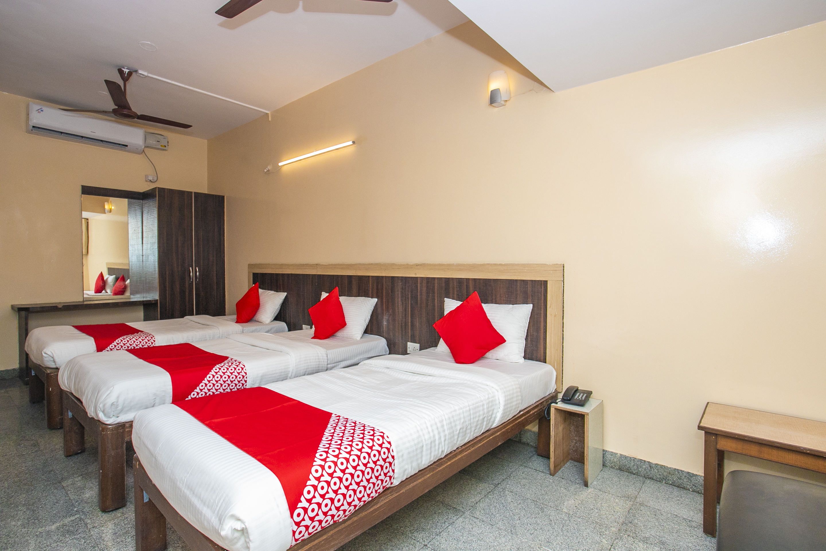 Archana Comforts by OYO Rooms