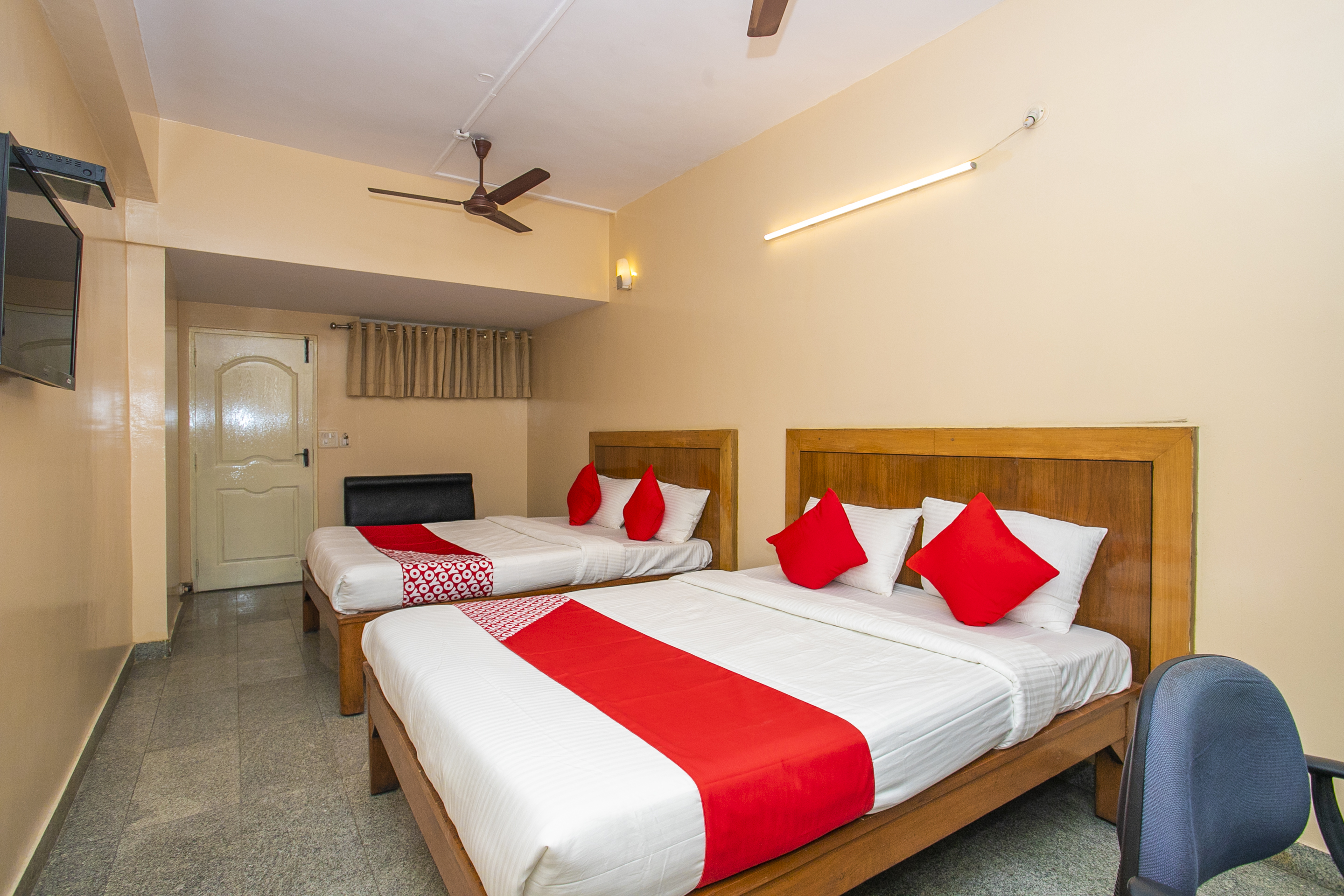 Archana Comforts by OYO Rooms