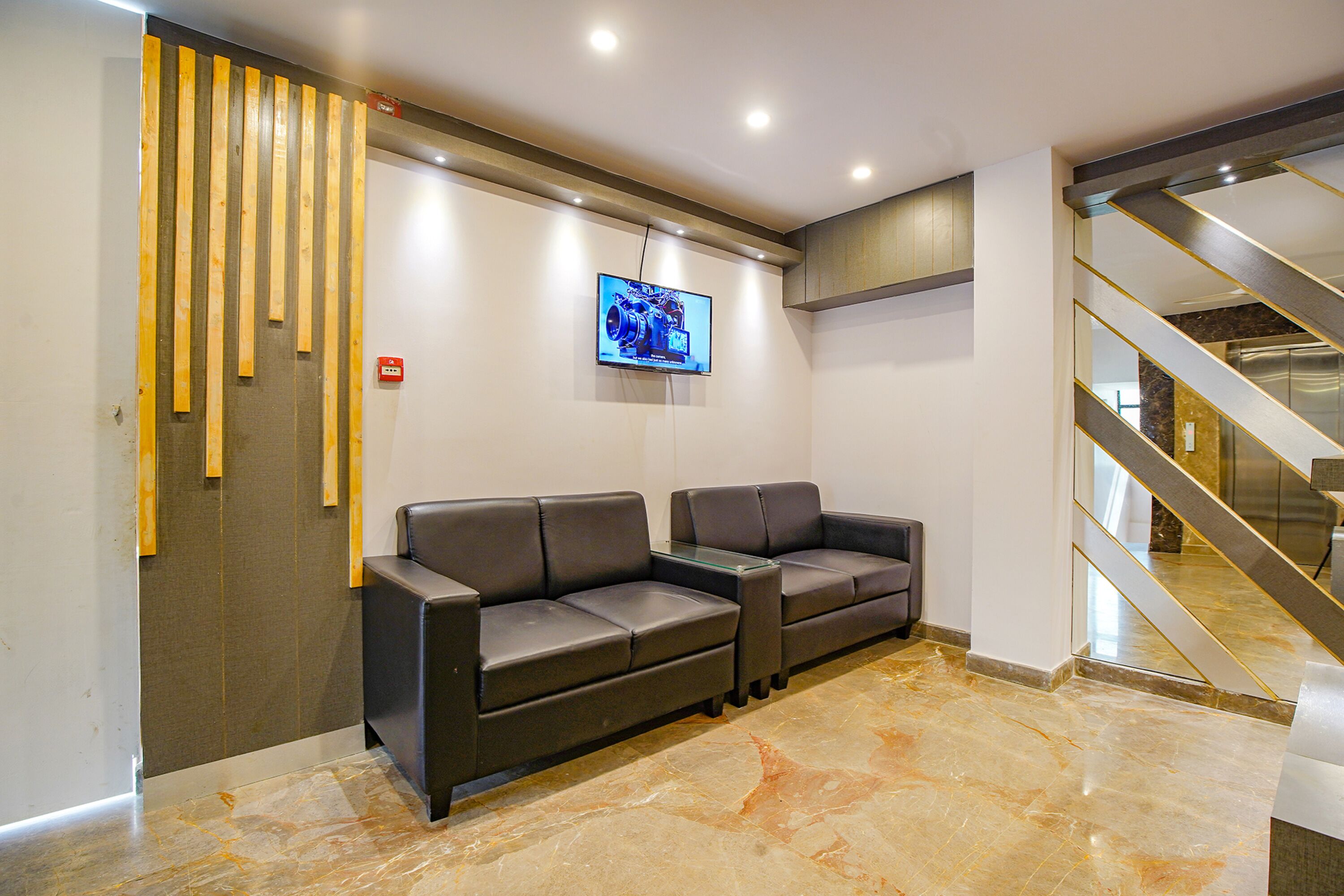 Athasri Inn by Fabhotel
