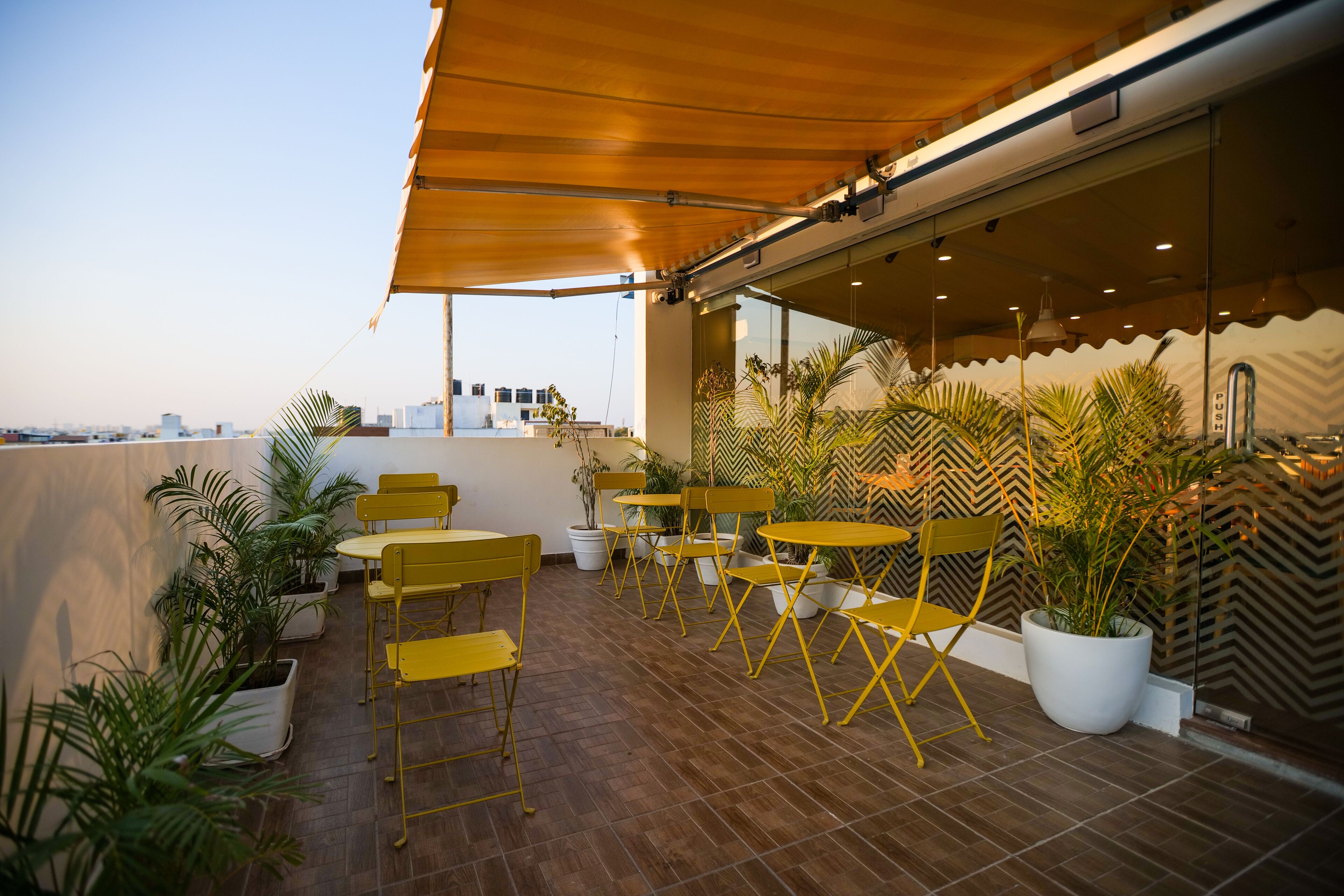 Bloom Hotel