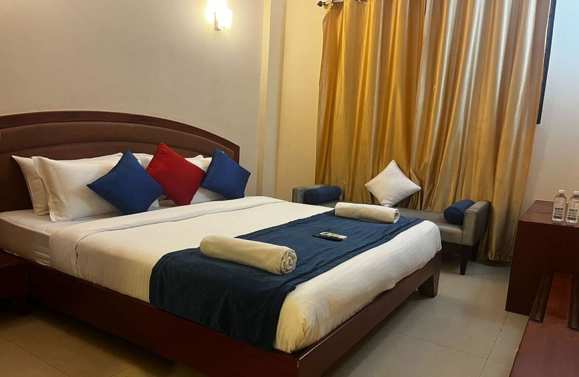 Blue Bliss Hotels By Pph Living Infantry Road