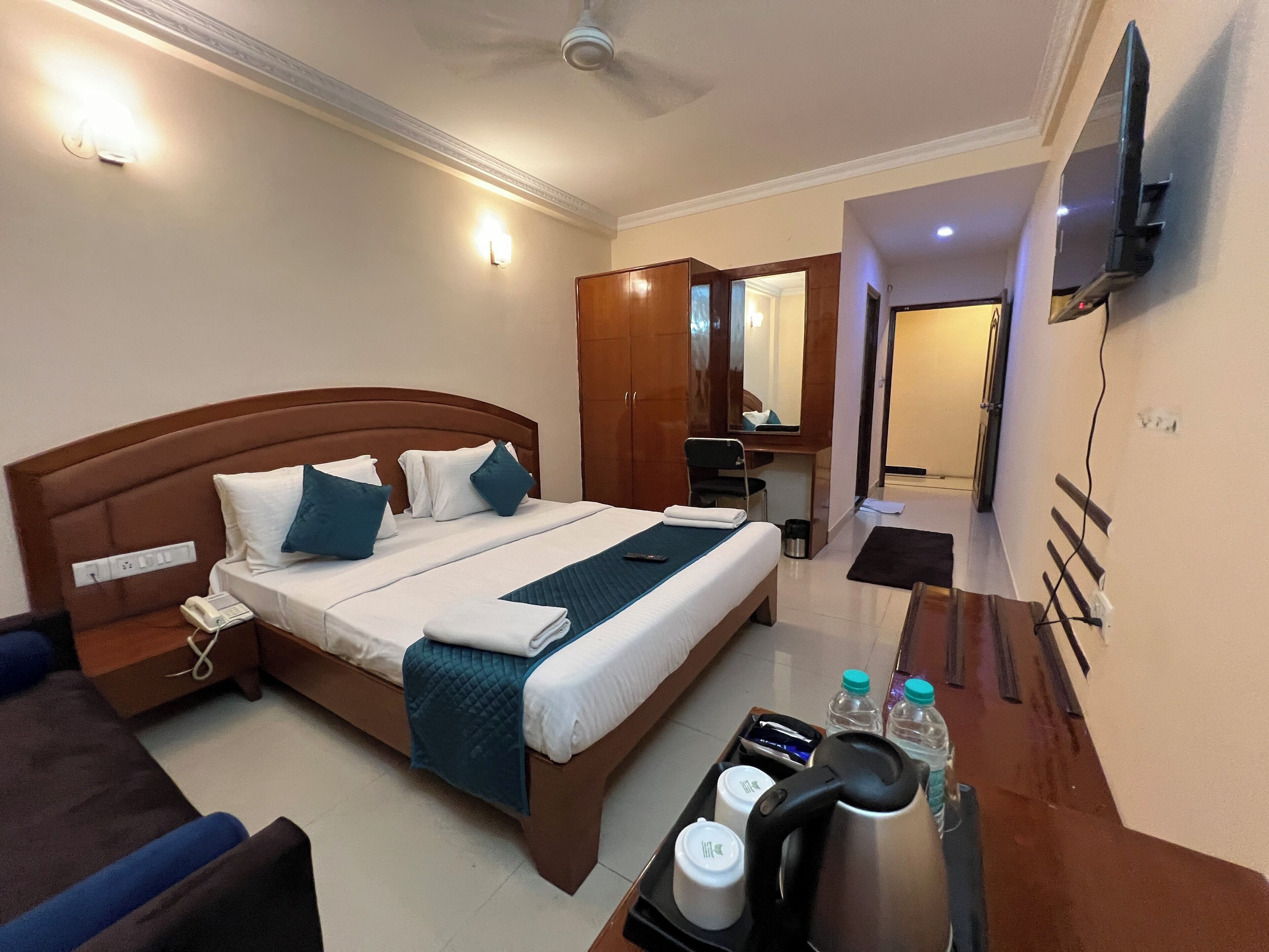 Blue Bliss Hotels By Pph Living Infantry Road