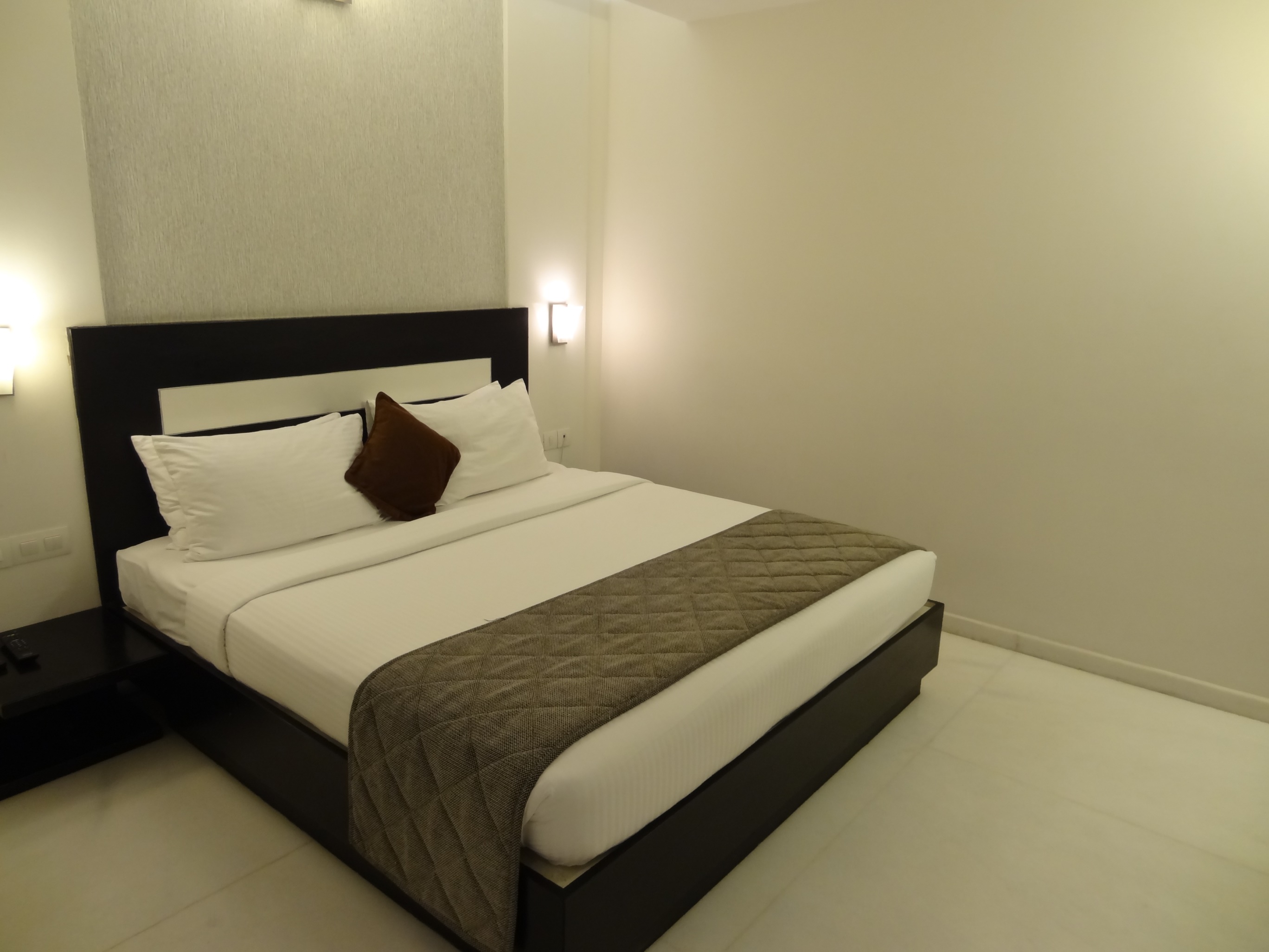 BluPetal Hotel