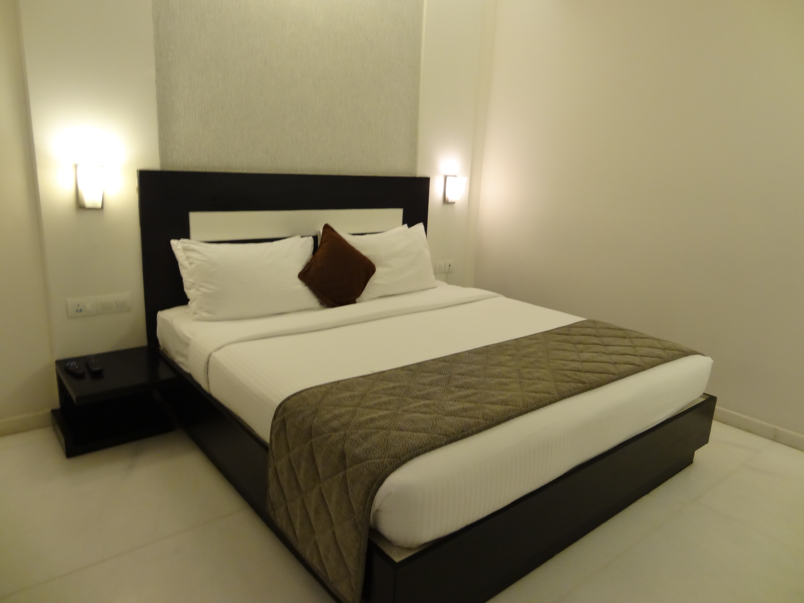 BluPetal Hotel